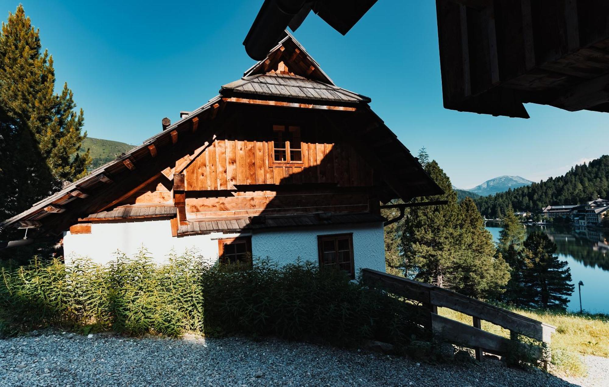 Mei Zeit Huettendorf Turracher Hoehe Exterior photo